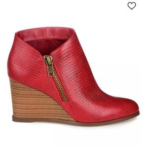 Journee Collection Wedge Bootie
